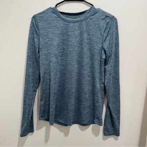 Fabletics‎ Women’s Long Sleeve Performance Tee 💙